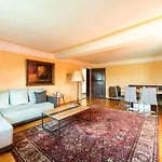 Marga Jenner Apartment *